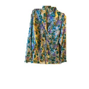 Long sleeve button up shirt